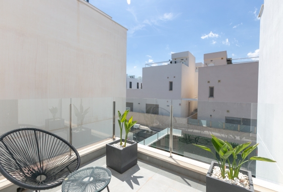 Resale - Villa - Orihuela Costa - Pau 26