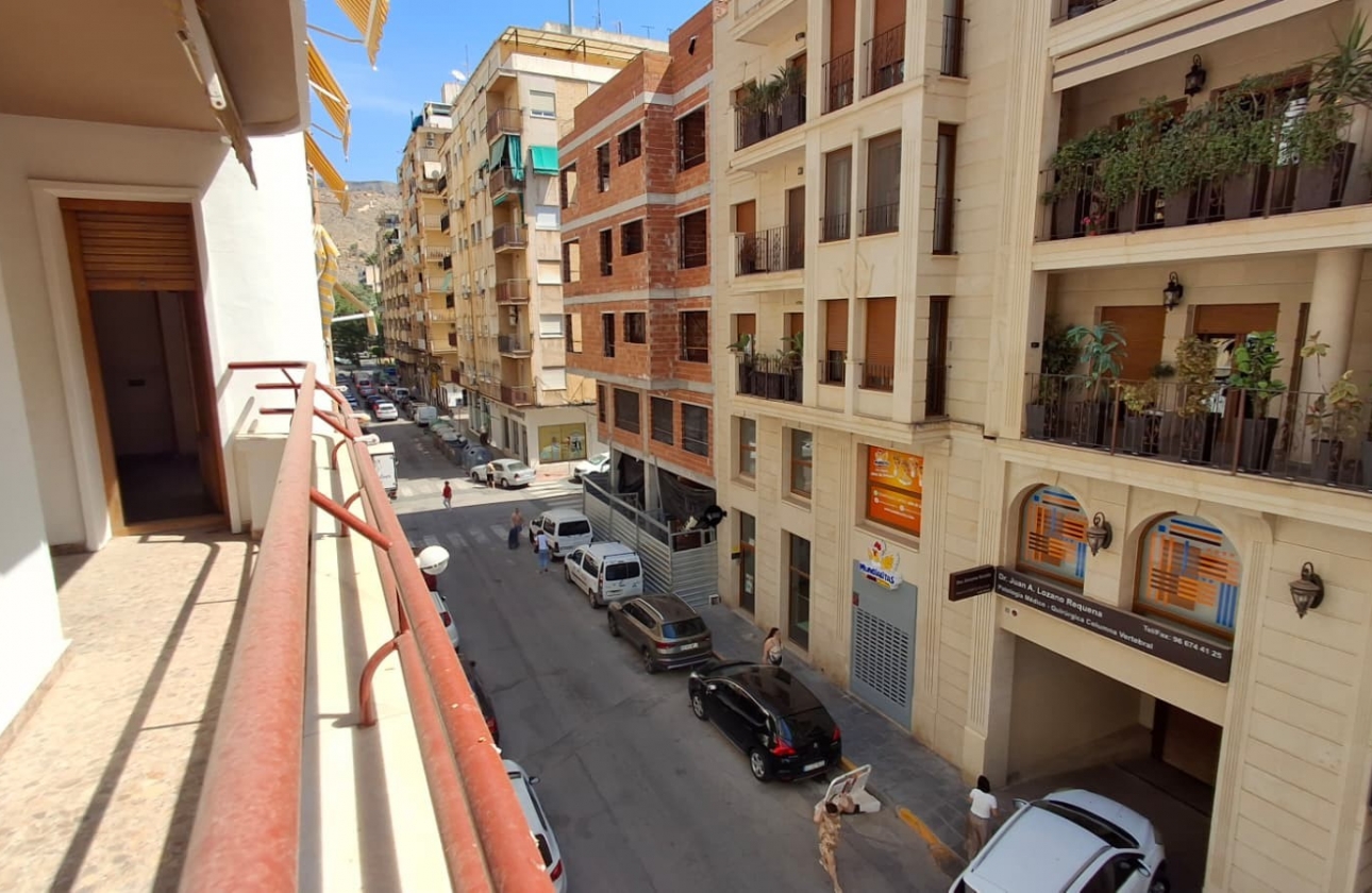 Resale - Apartment - Orihuela - Zona Centro