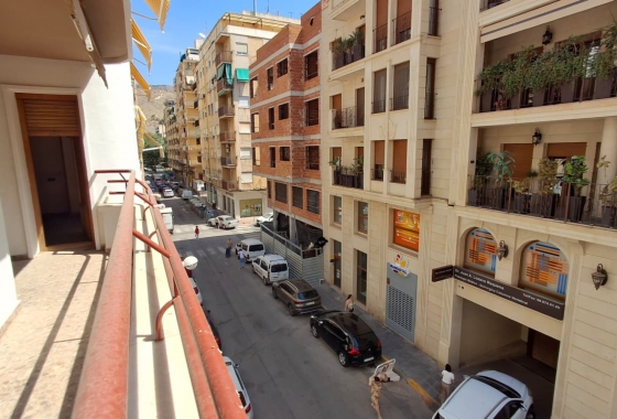 Resale - Apartment - Orihuela - Zona Centro