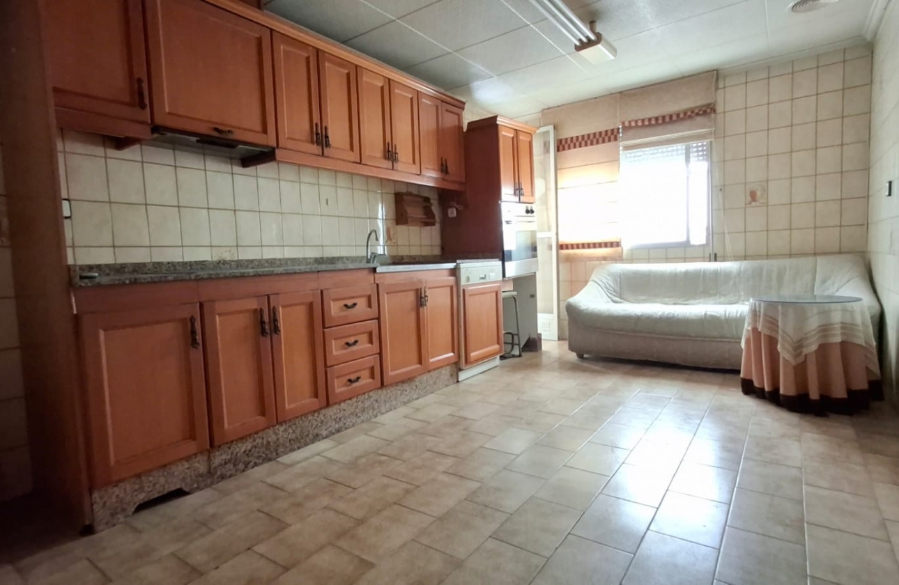 Resale - Apartment - Orihuela - Zona Centro