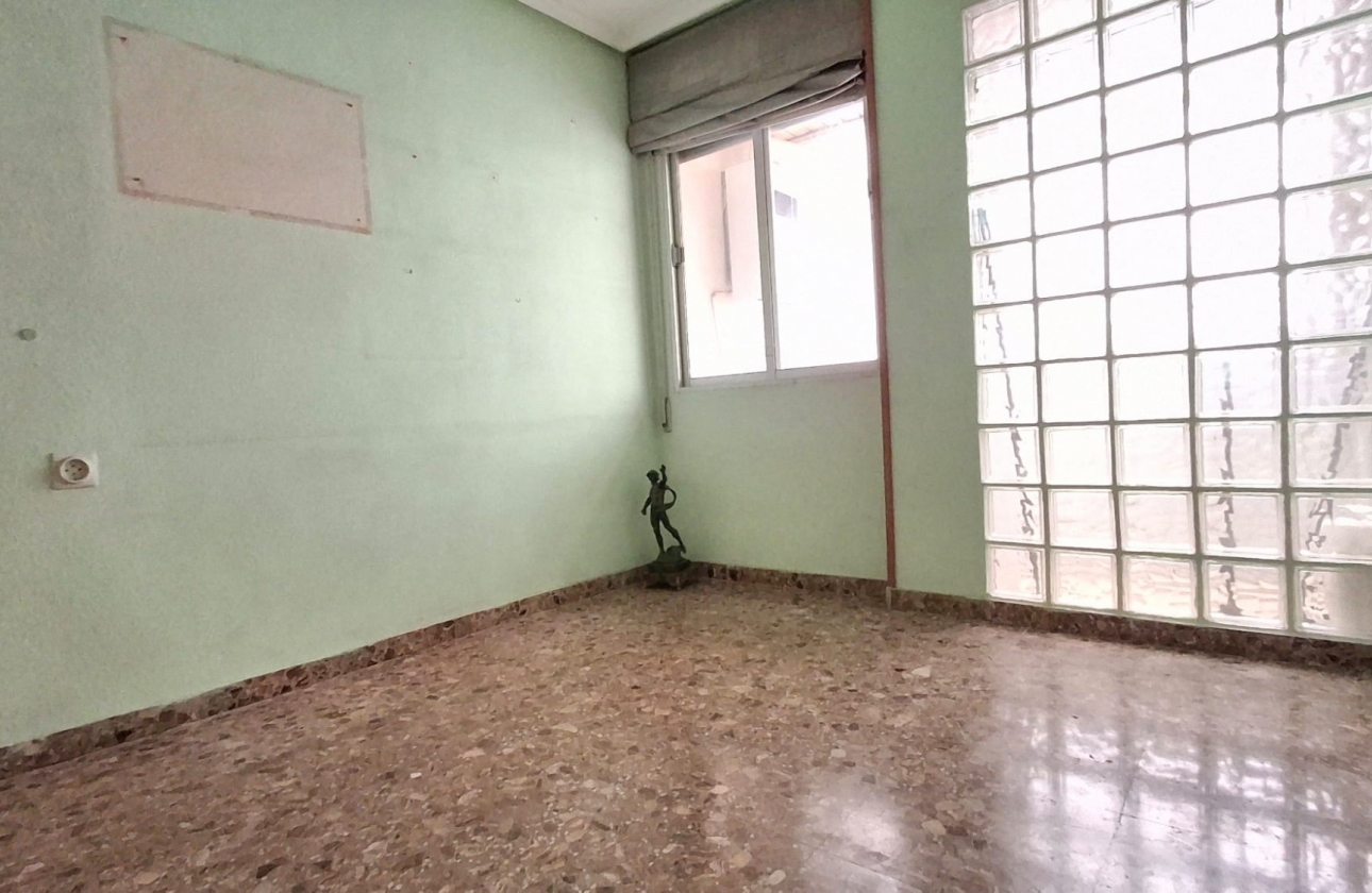 Resale - Apartment - Orihuela - Zona Centro