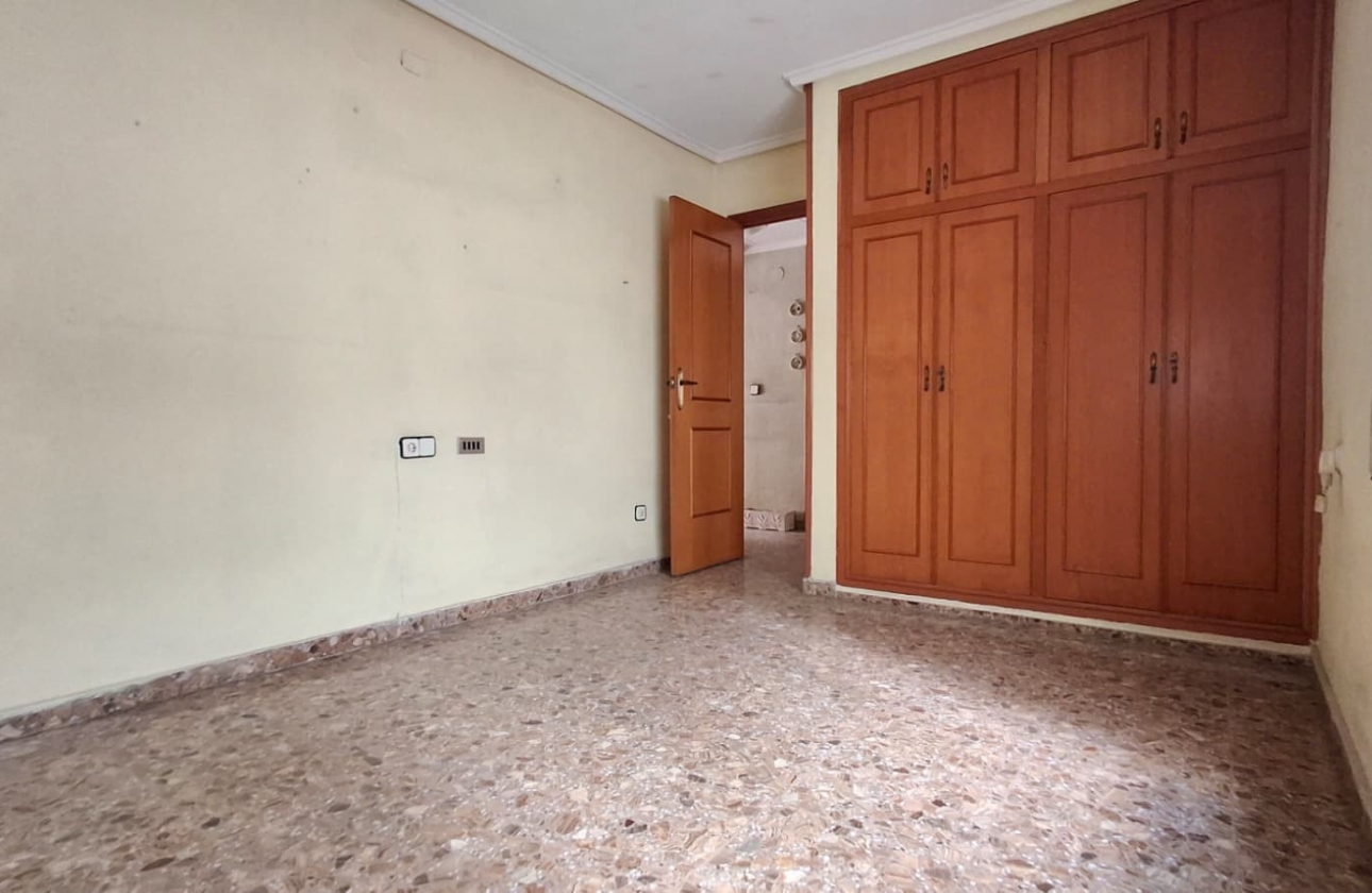Resale - Apartment - Orihuela - Zona Centro