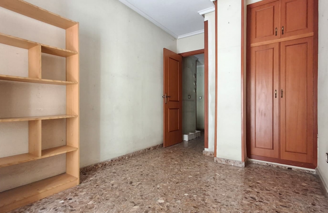 Resale - Apartment - Orihuela - Zona Centro