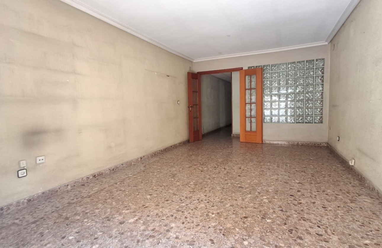 Resale - Apartment - Orihuela - Zona Centro