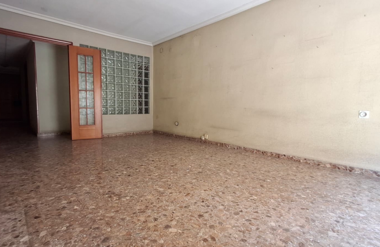 Resale - Apartment - Orihuela - Zona Centro