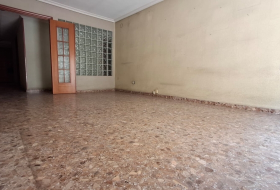 Resale - Apartment - Orihuela - Zona Centro