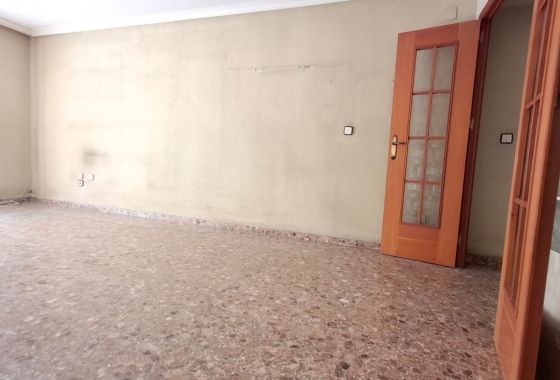 Resale - Apartment - Orihuela - Zona Centro