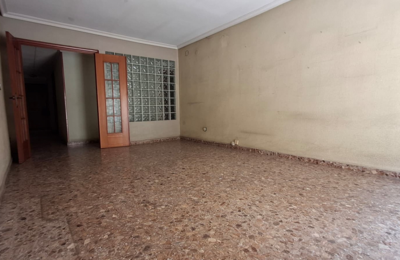 Resale - Apartment - Orihuela - Zona Centro