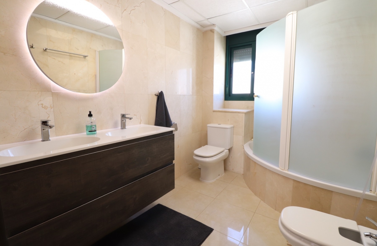 Resale - Townhouse - Ciudad Quesada - Doña Pepa