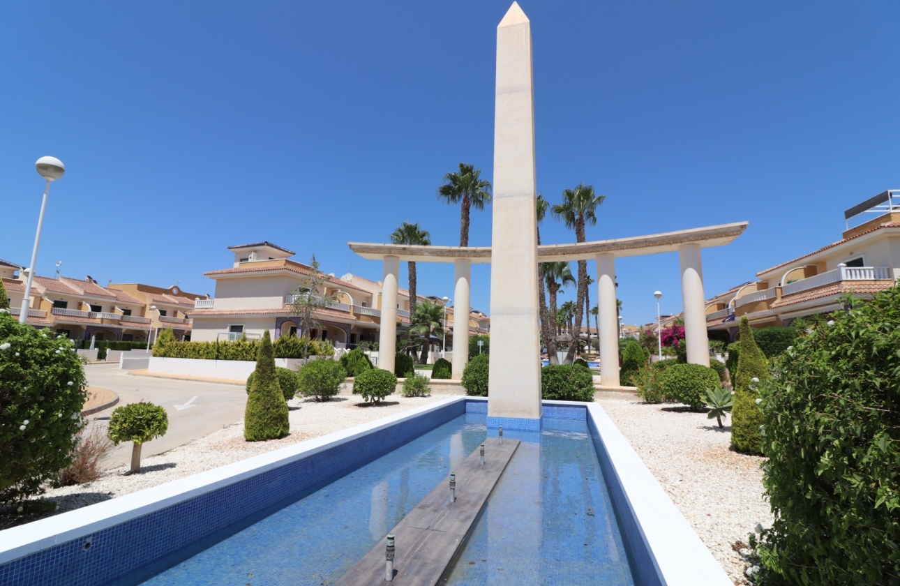 Resale - Townhouse - Ciudad Quesada - Doña Pepa