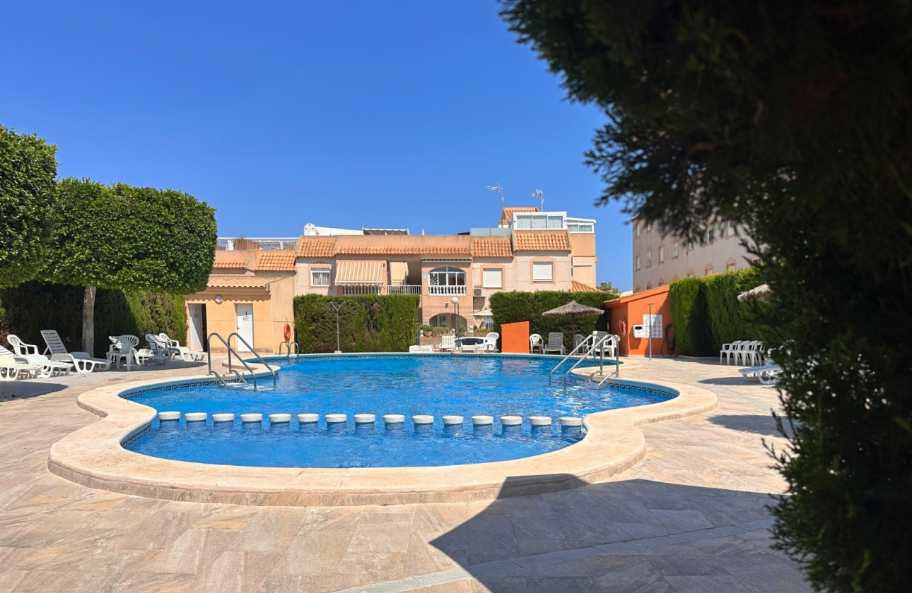 Rynek wtórny - Bungalow - Torrevieja - Los Balcones