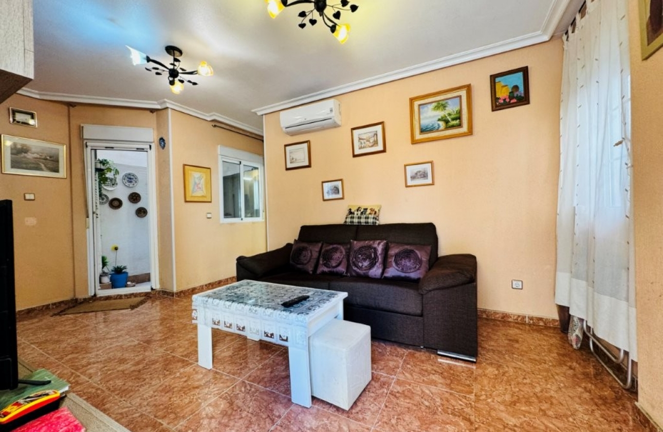 Rynek wtórny - Apartament - Torrevieja - La Mata