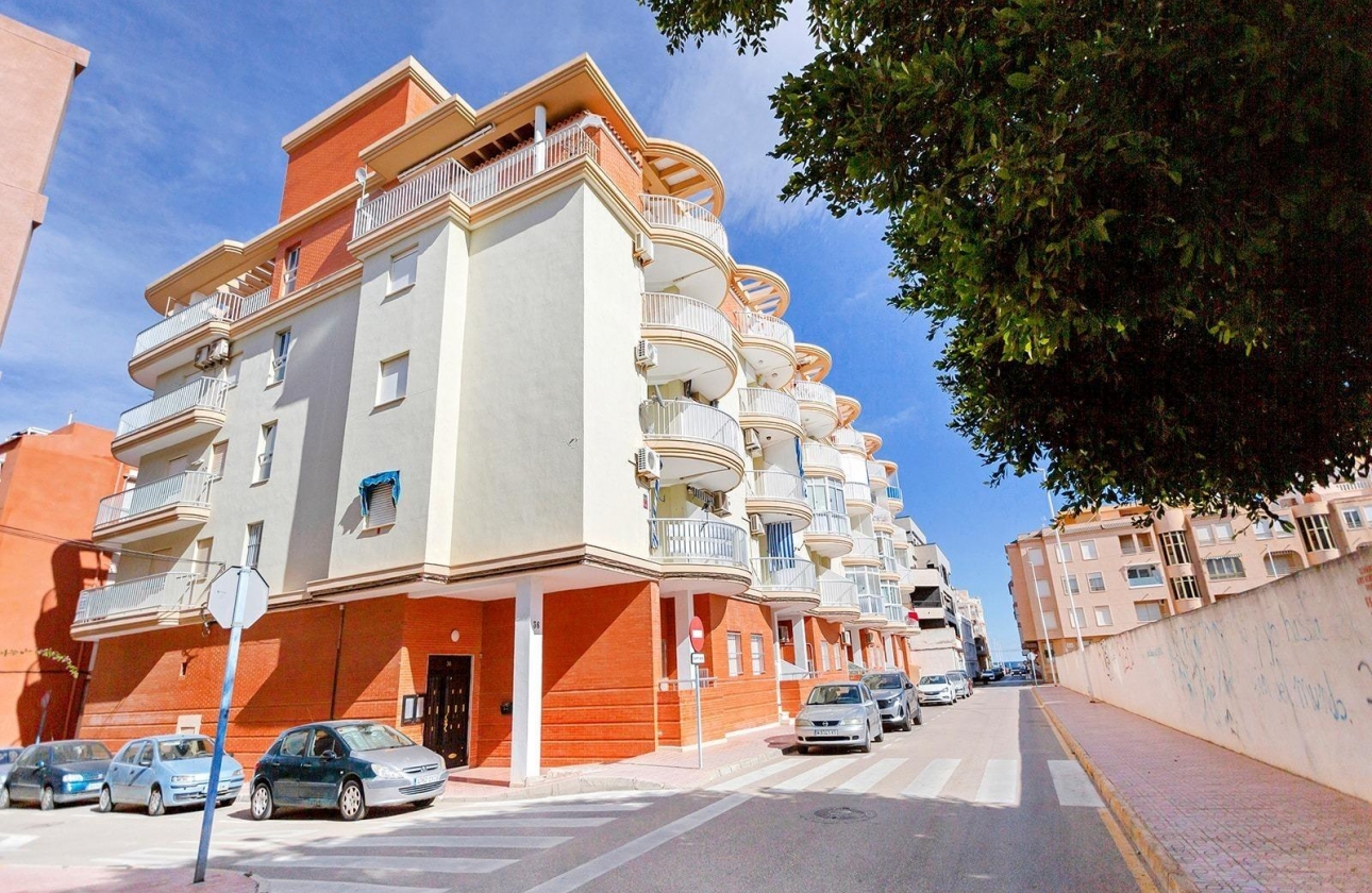 Rynek wtórny - Apartament - Torrevieja - La Mata