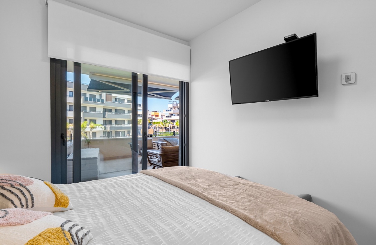 Resale - Apartment - Orihuela Costa - Playa Flamenca