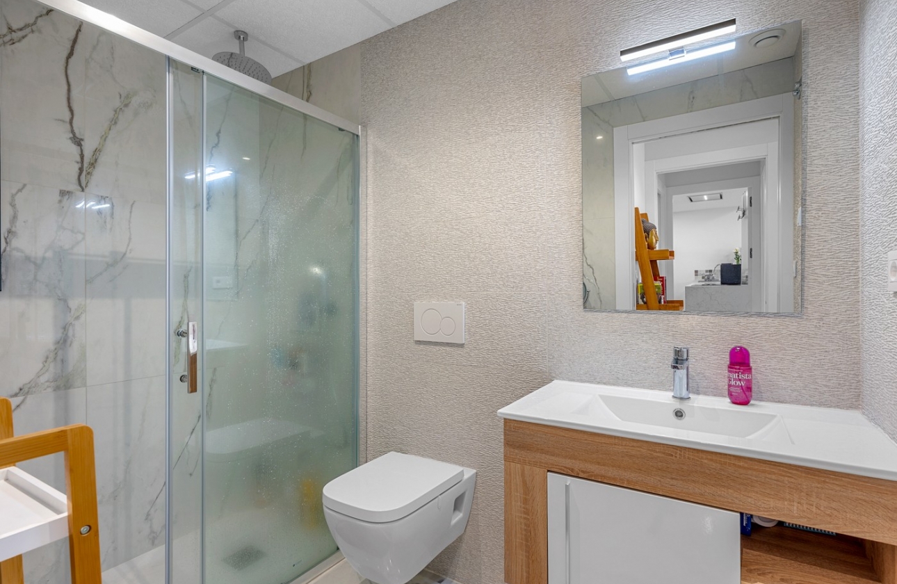 Resale - Apartment - Orihuela Costa - Playa Flamenca