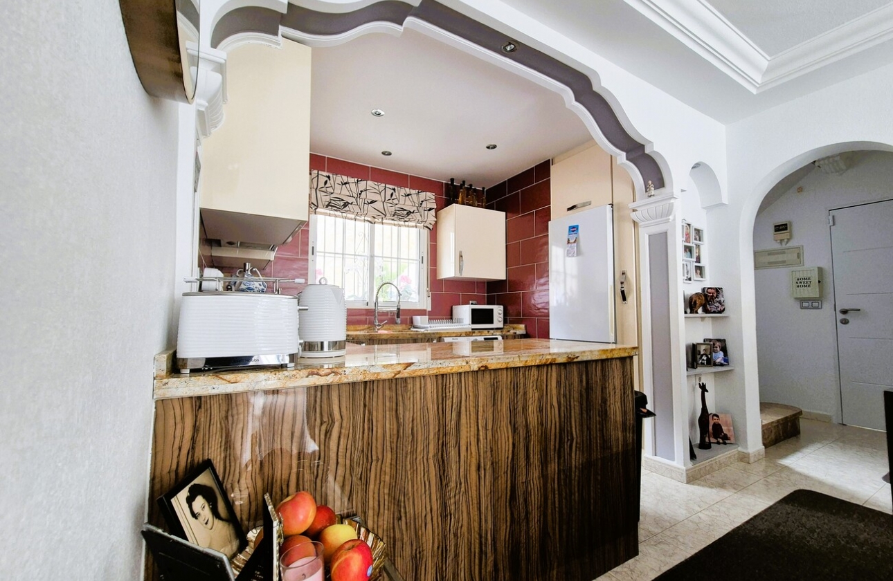 Resale - Villa - San Miguel de Salinas - El Galán