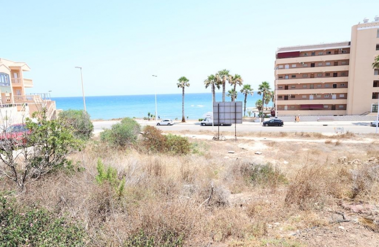 Reventa - Parcela / Terreno - Torrevieja - Cabo cervera