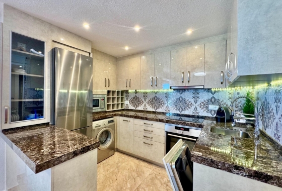 Resale - Apartment - Torrevieja - La Mata
