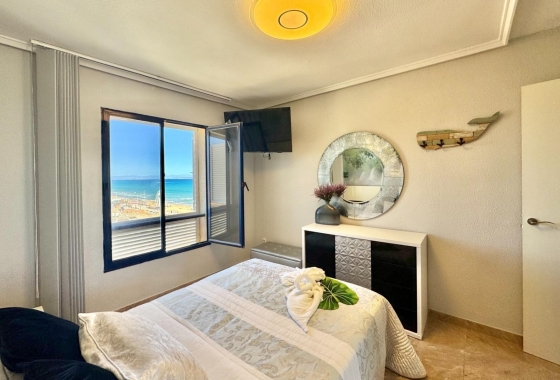 Resale - Apartment - Torrevieja - La Mata