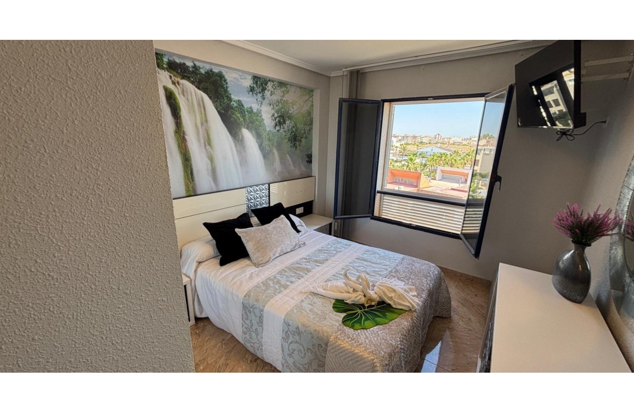 Resale - Apartment - Torrevieja - La Mata