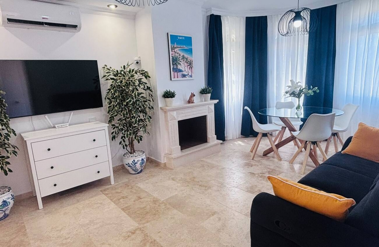 Rynek wtórny - Villa - Orihuela Costa - Villamartín