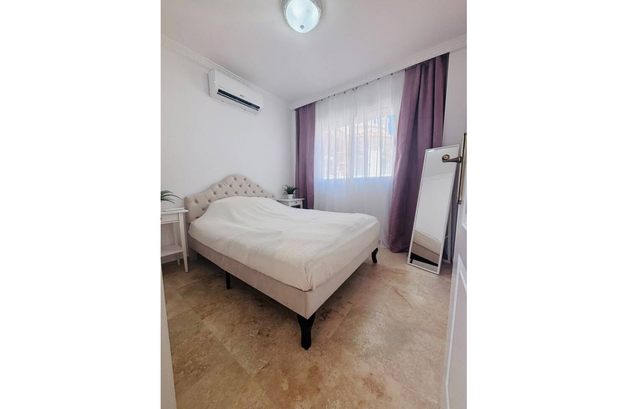 Rynek wtórny - Villa - Orihuela Costa - Villamartín