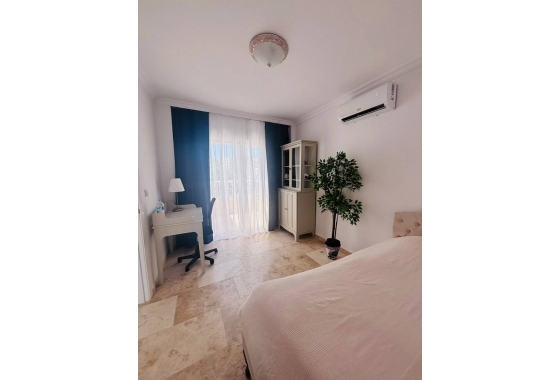 Rynek wtórny - Villa - Orihuela Costa - Villamartín