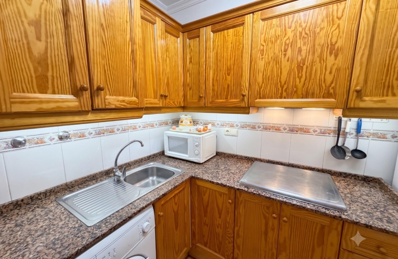 Reventa - Apartment - Torrevieja - Estacion de autobuses