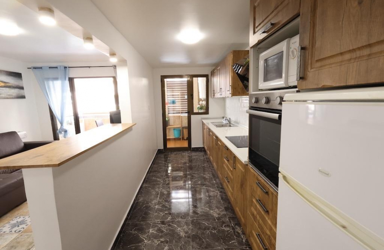 Resale - Apartment - Torrevieja - Centro