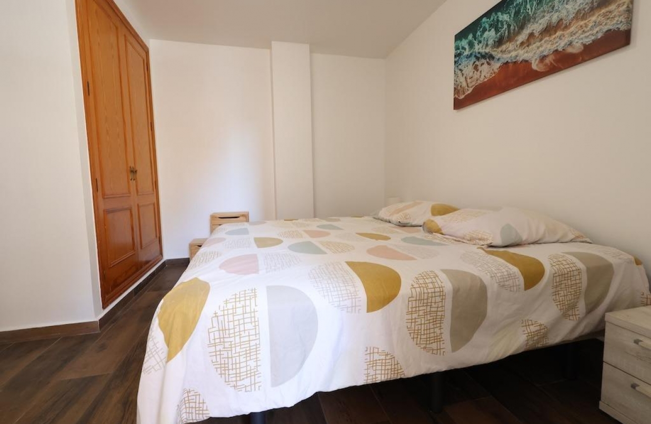 Resale - Apartment - Torrevieja - Centro