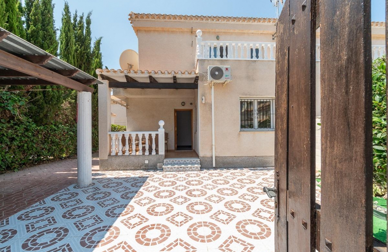 Resale - Semi-detached - Orihuela Costa - Playa Flamenca