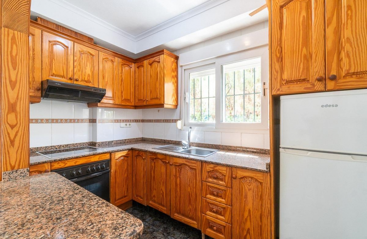 Resale - Semi-detached - Orihuela Costa - Playa Flamenca