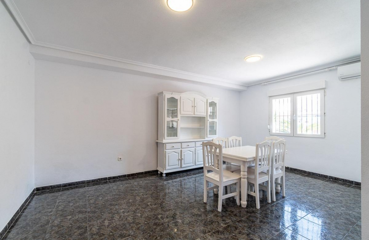 Resale - Semi-detached - Orihuela Costa - Playa Flamenca