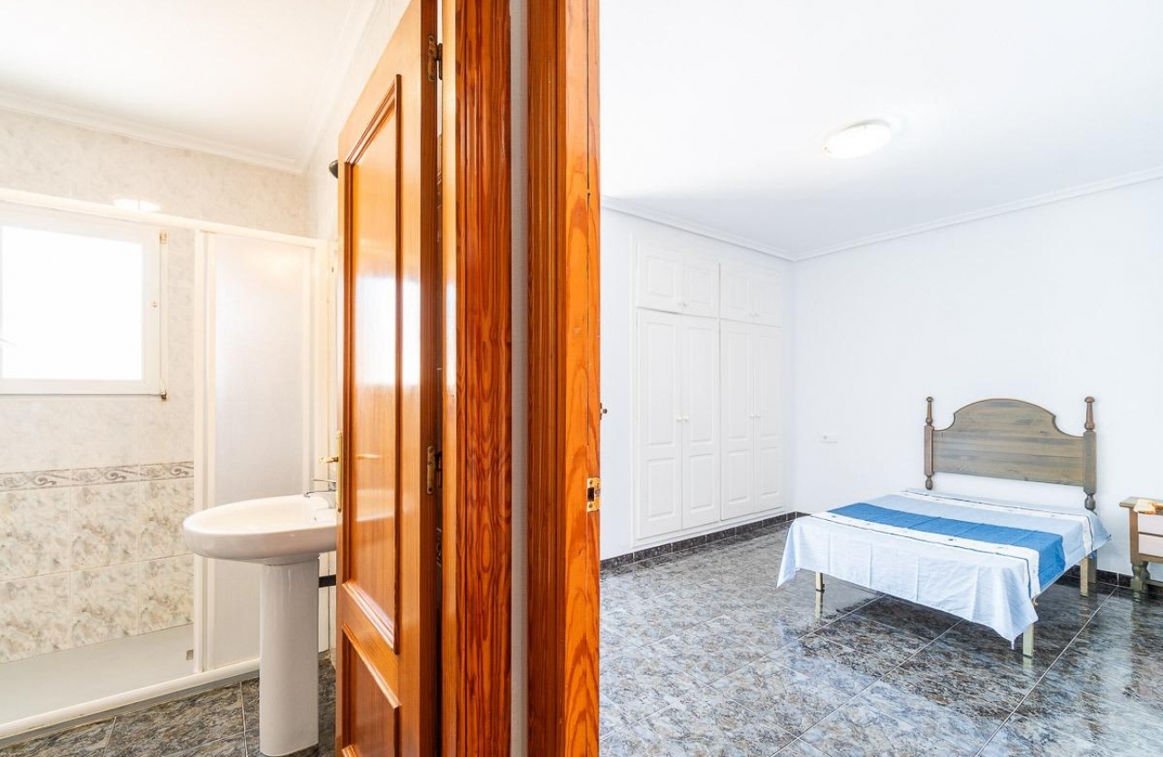 Resale - Semi-detached - Orihuela Costa - Playa Flamenca