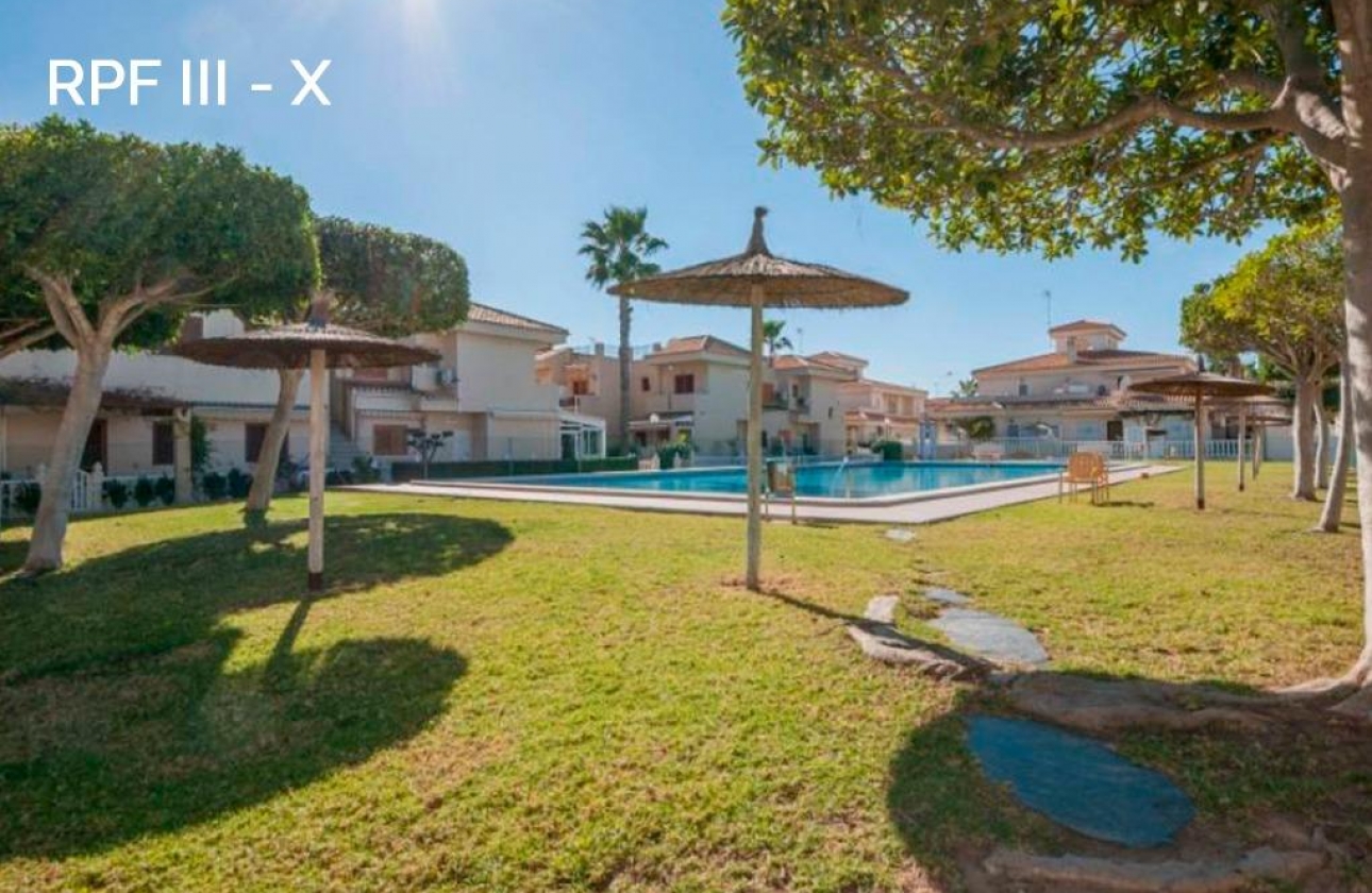 Resale - Semi-detached - Orihuela Costa - Playa Flamenca