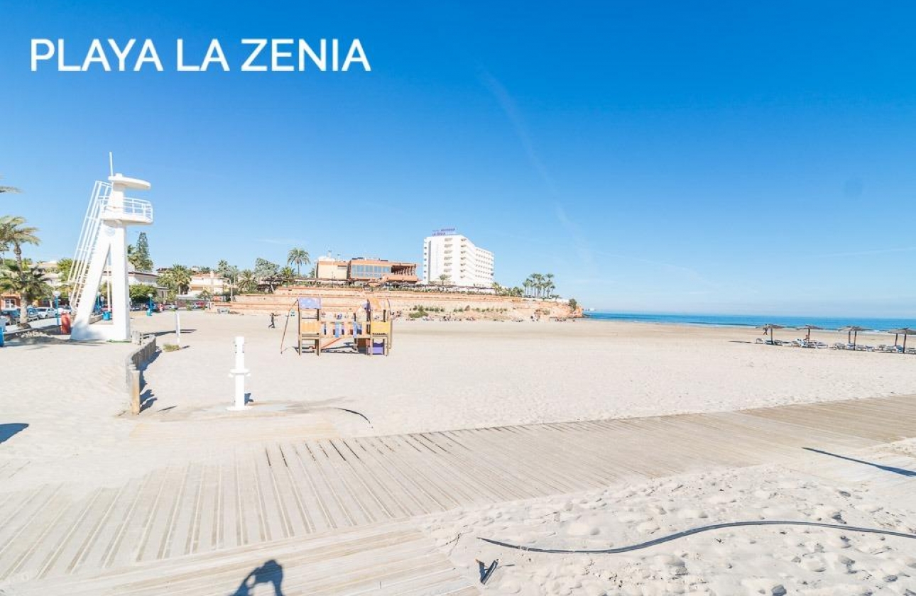 Resale - Semi-detached - Orihuela Costa - Playa Flamenca