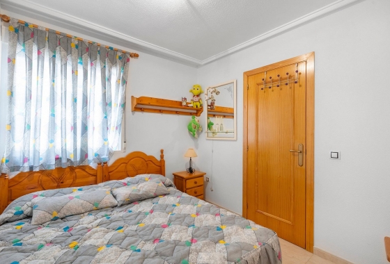 Reventa - Apartment - Torrevieja - Estacion de autobuses