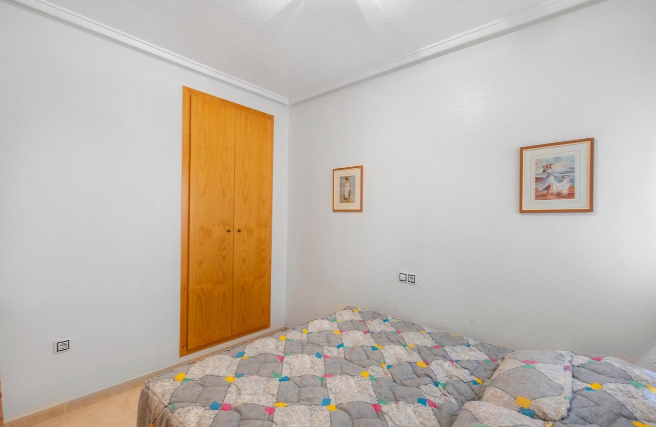 Reventa - Apartment - Torrevieja - Estacion de autobuses