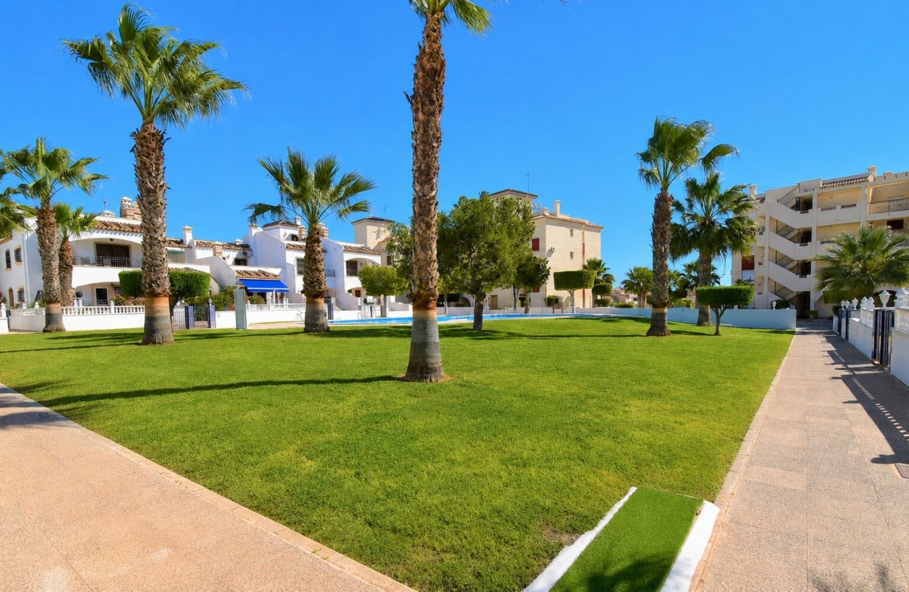 Resale - Apartment - Orihuela Costa - Playa Flamenca