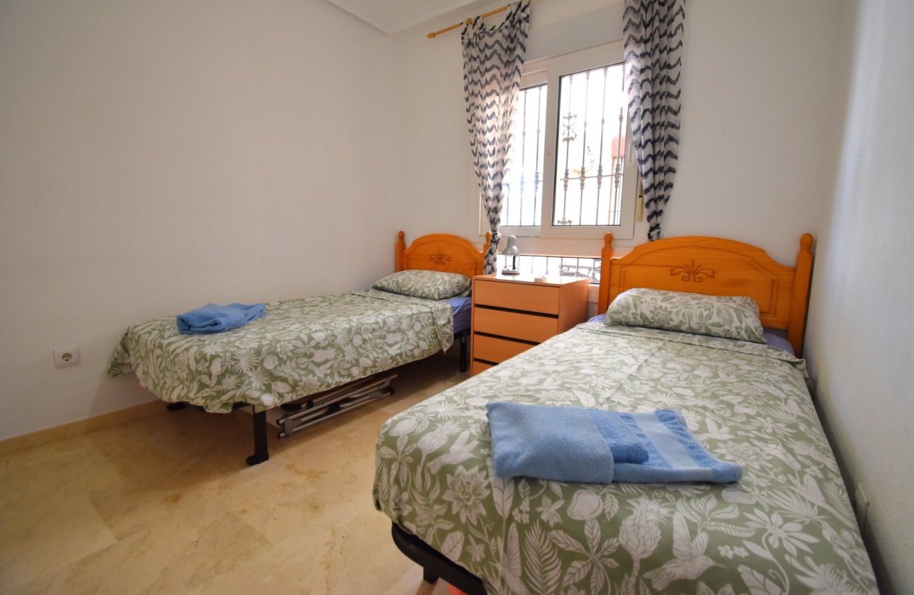 Resale - Apartment - Orihuela Costa - Playa Flamenca