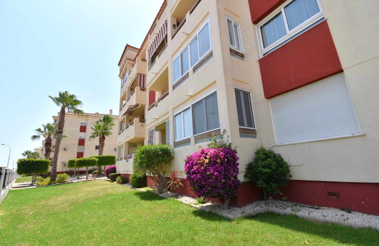 Resale - Apartment - Orihuela Costa - Playa Flamenca
