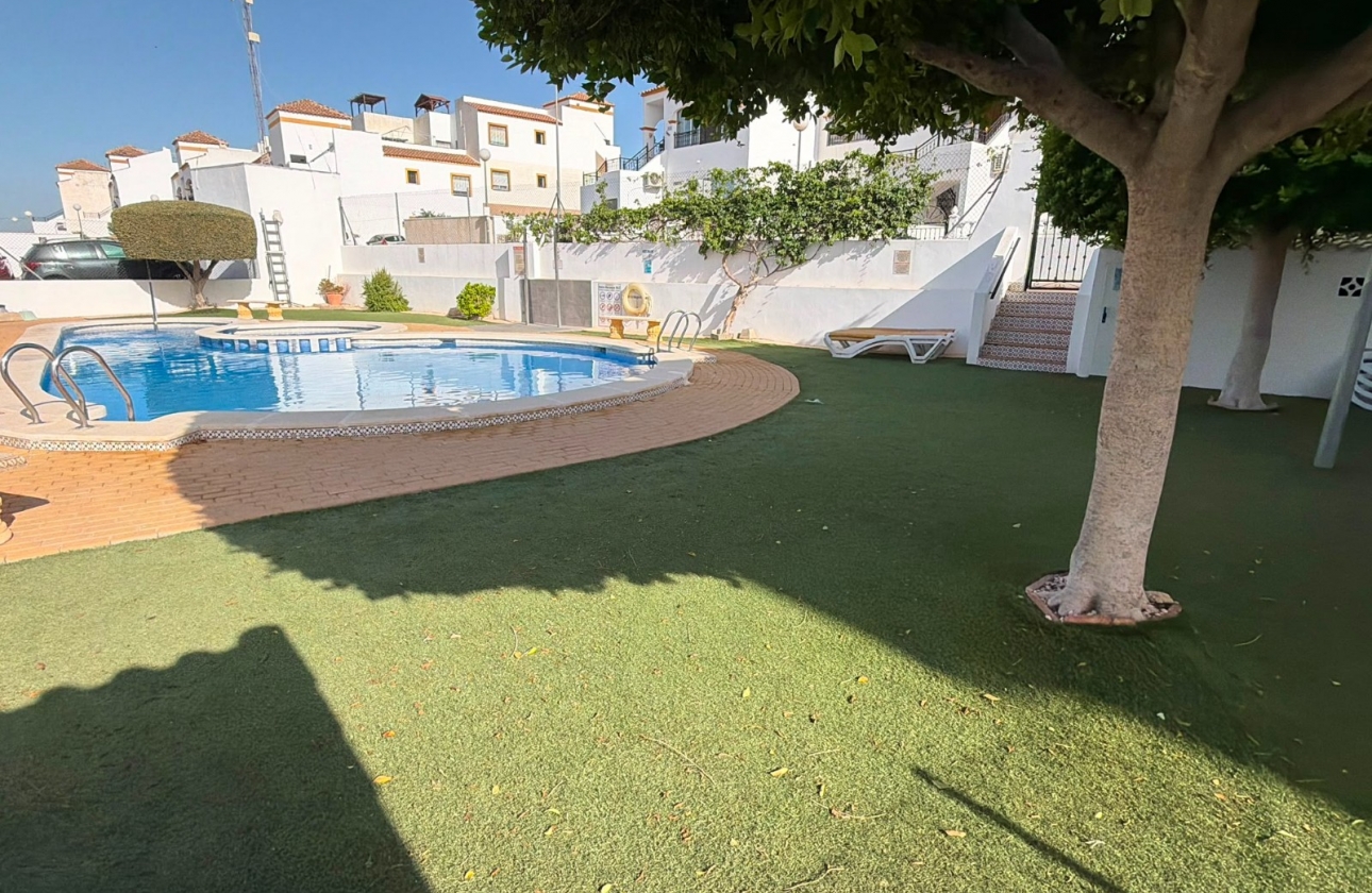 Rynek wtórny - Apartament - Orihuela Costa - Entre Naranjos - Vistabella Golf