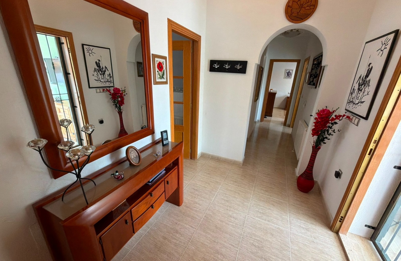 Rynek wtórny - Villa - Los Montesinos - La Herrada