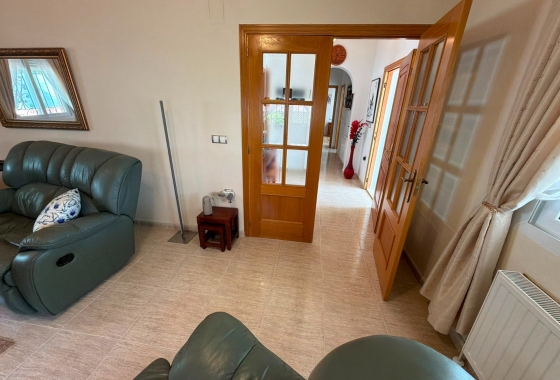 Rynek wtórny - Villa - Los Montesinos - La Herrada