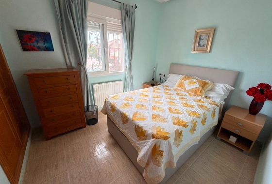 Rynek wtórny - Villa - Los Montesinos - La Herrada