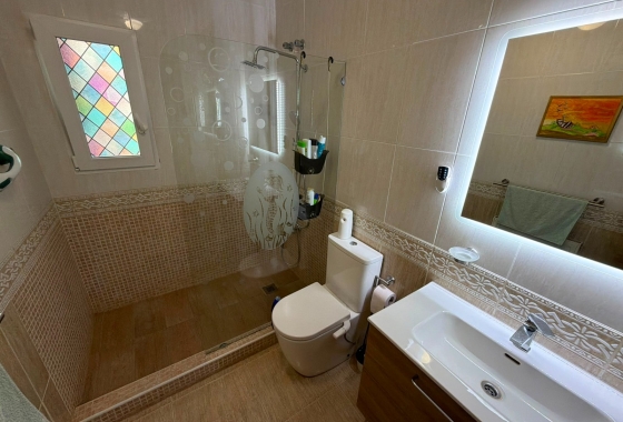 Rynek wtórny - Villa - Los Montesinos - La Herrada