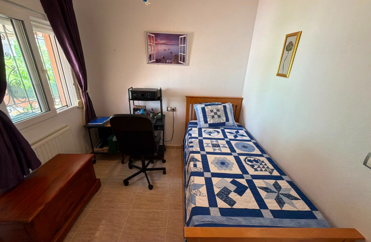 Rynek wtórny - Villa - Los Montesinos - La Herrada