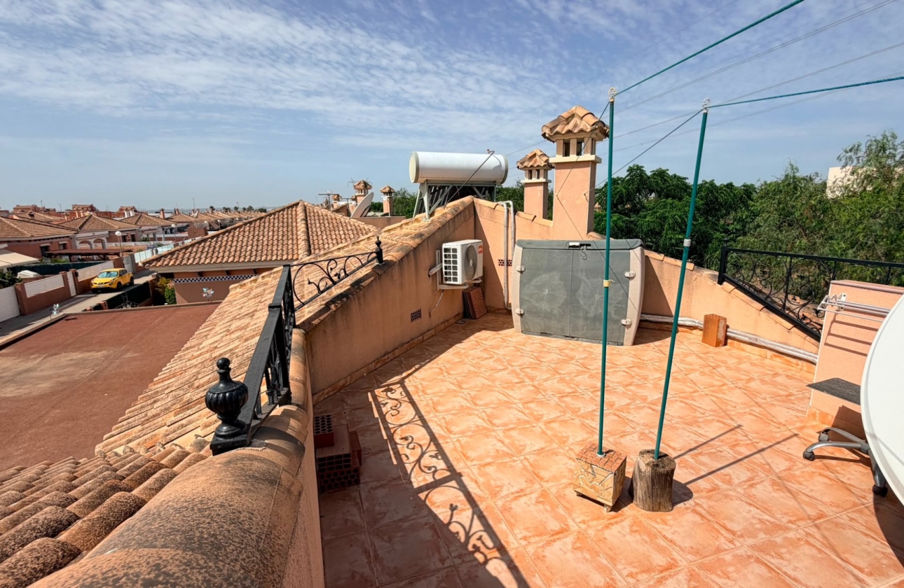 Rynek wtórny - Villa - Los Montesinos - La Herrada