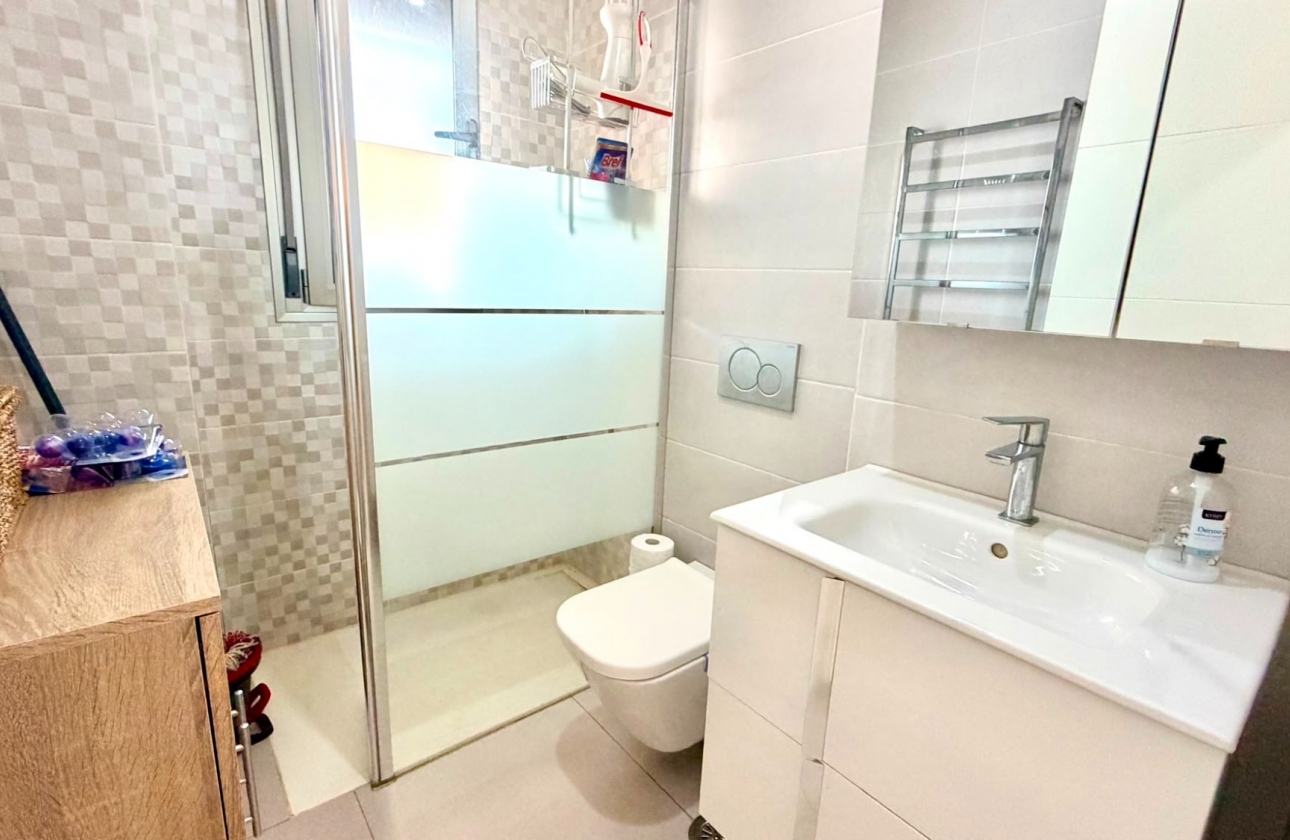 Reventa - Apartment - Orihuela Costa - La Zenia