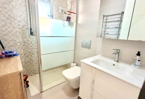 Reventa - Apartment - Orihuela Costa - La Zenia